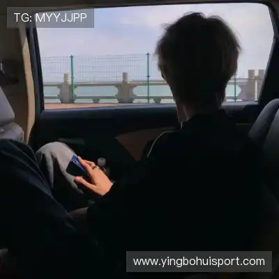 孔铃媚